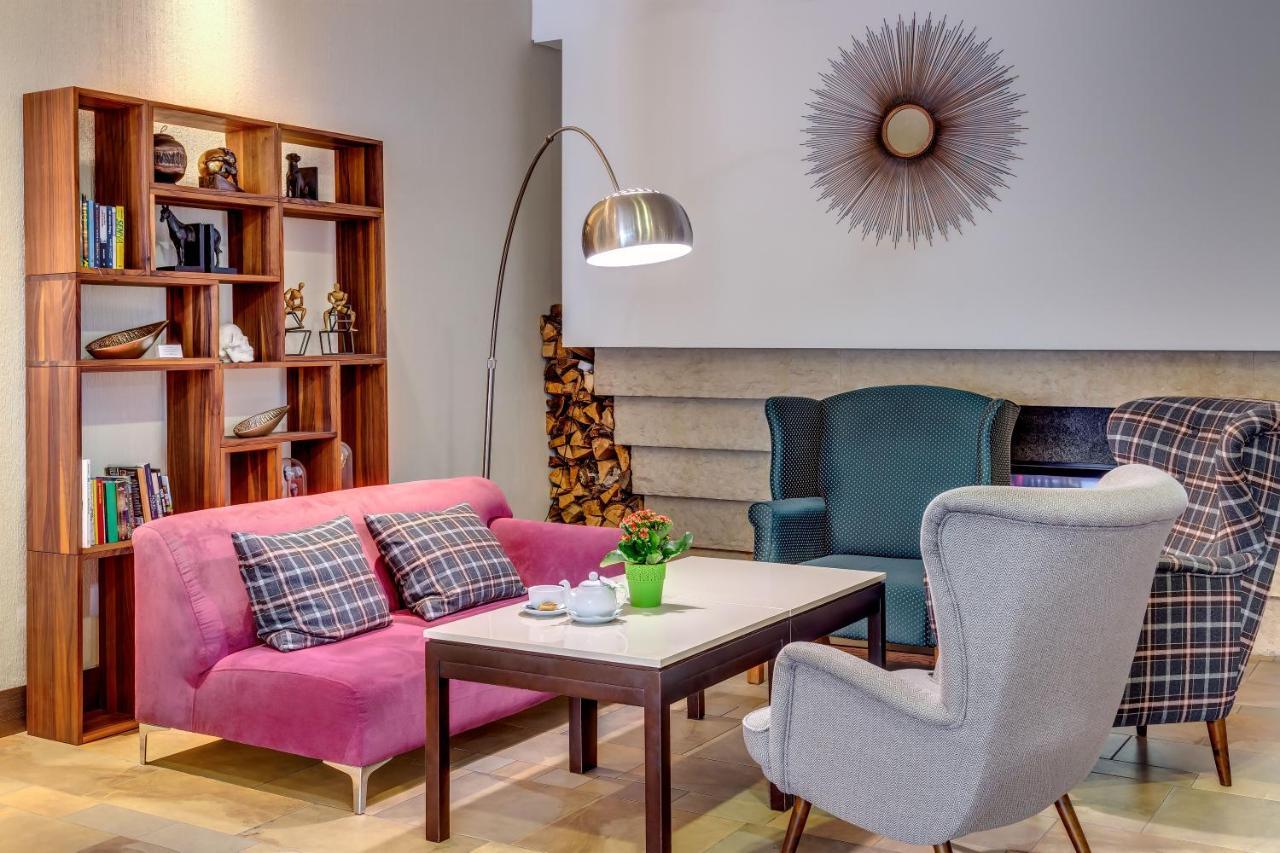 Hotel Warsaw Józefów, An Ihg