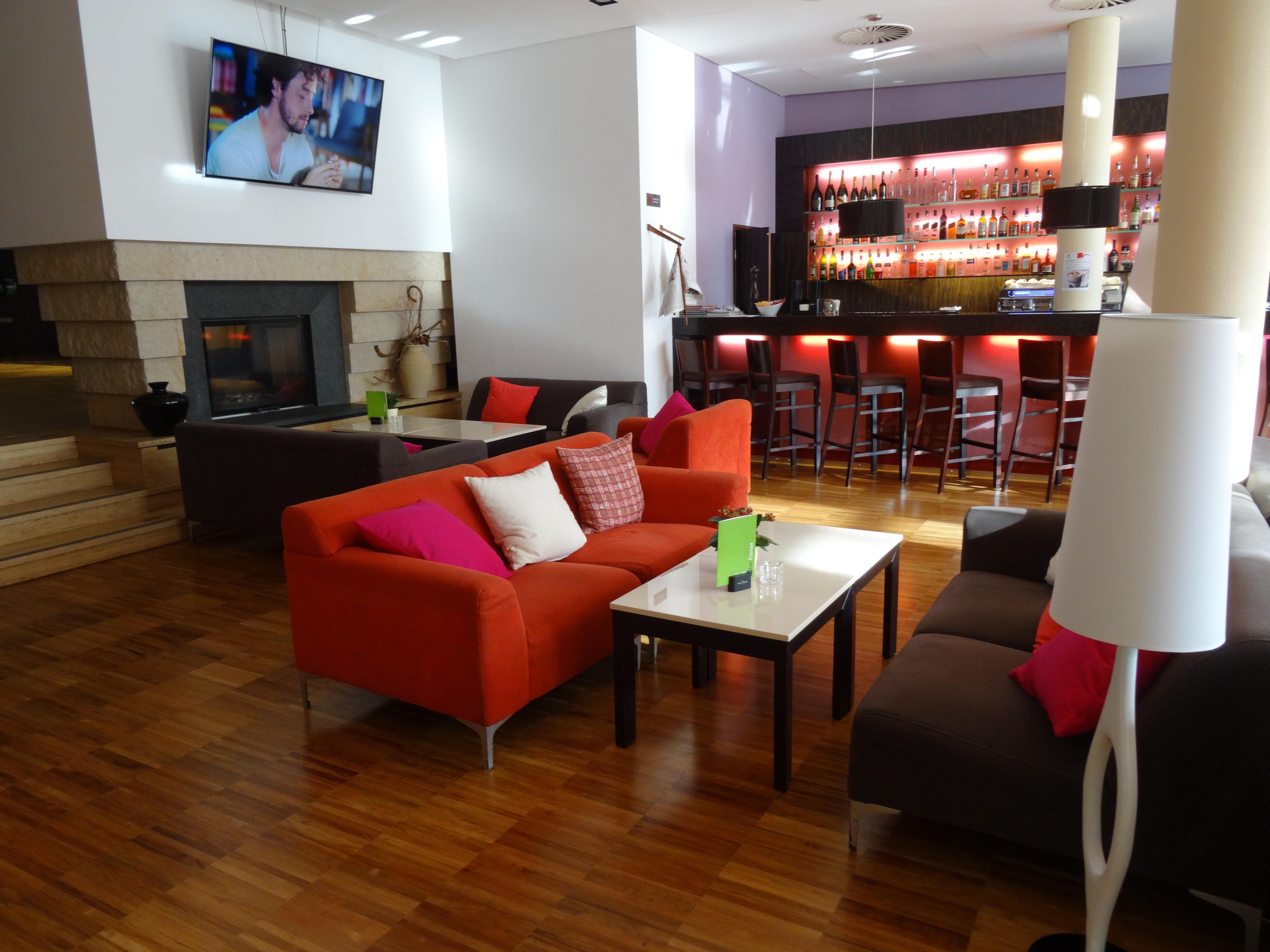 Warsaw By Ihg Hotel 4*